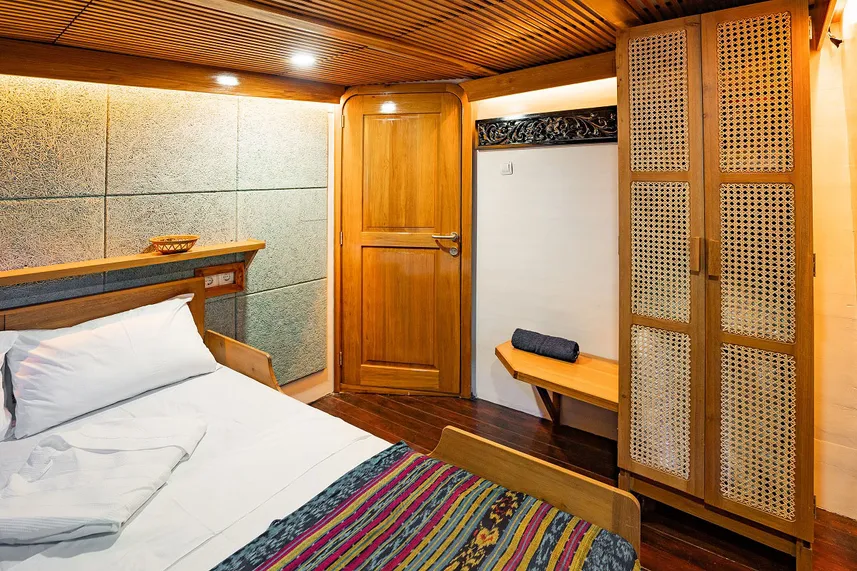Cabin Deluxe Room Lombok.jpg