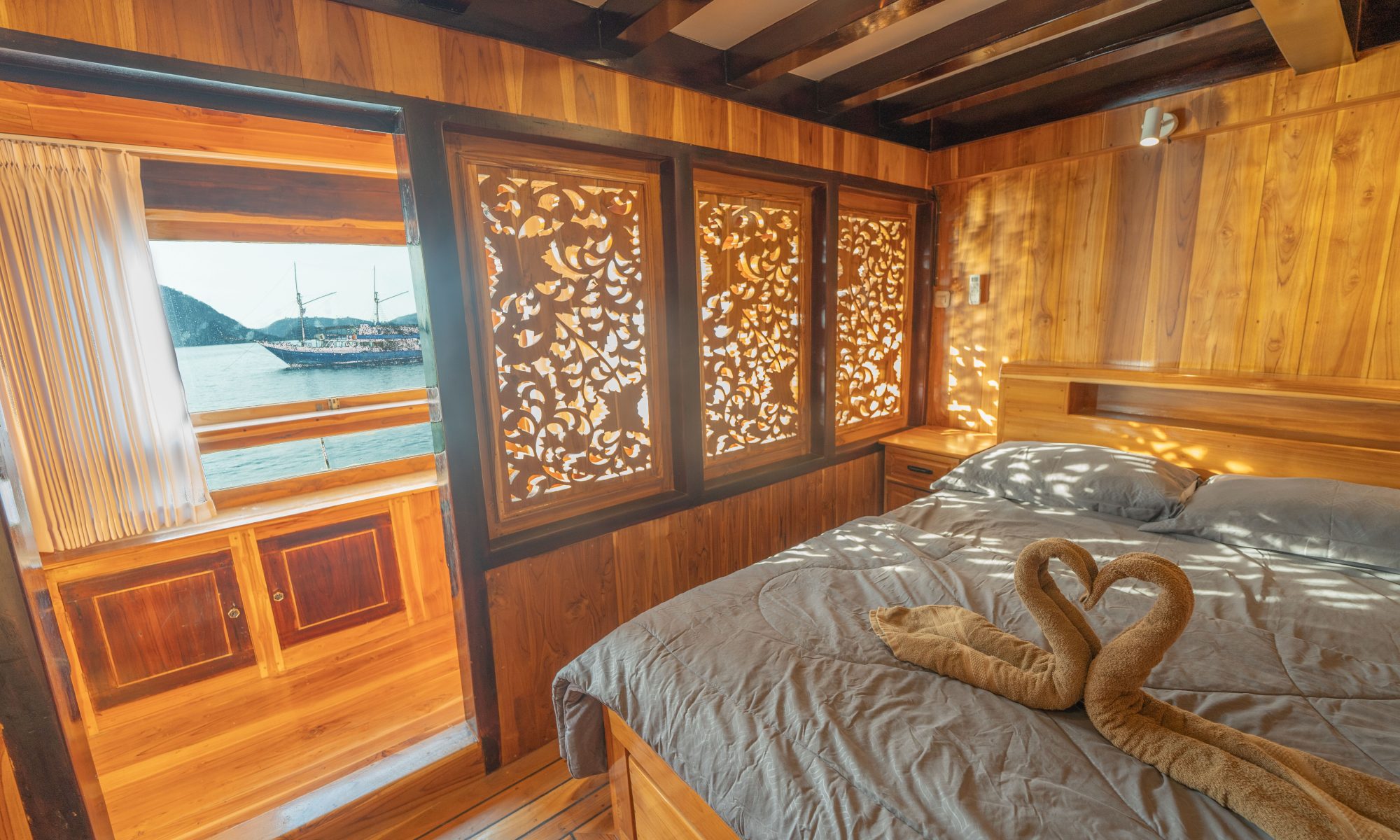 Flores Room Komodo Lombok