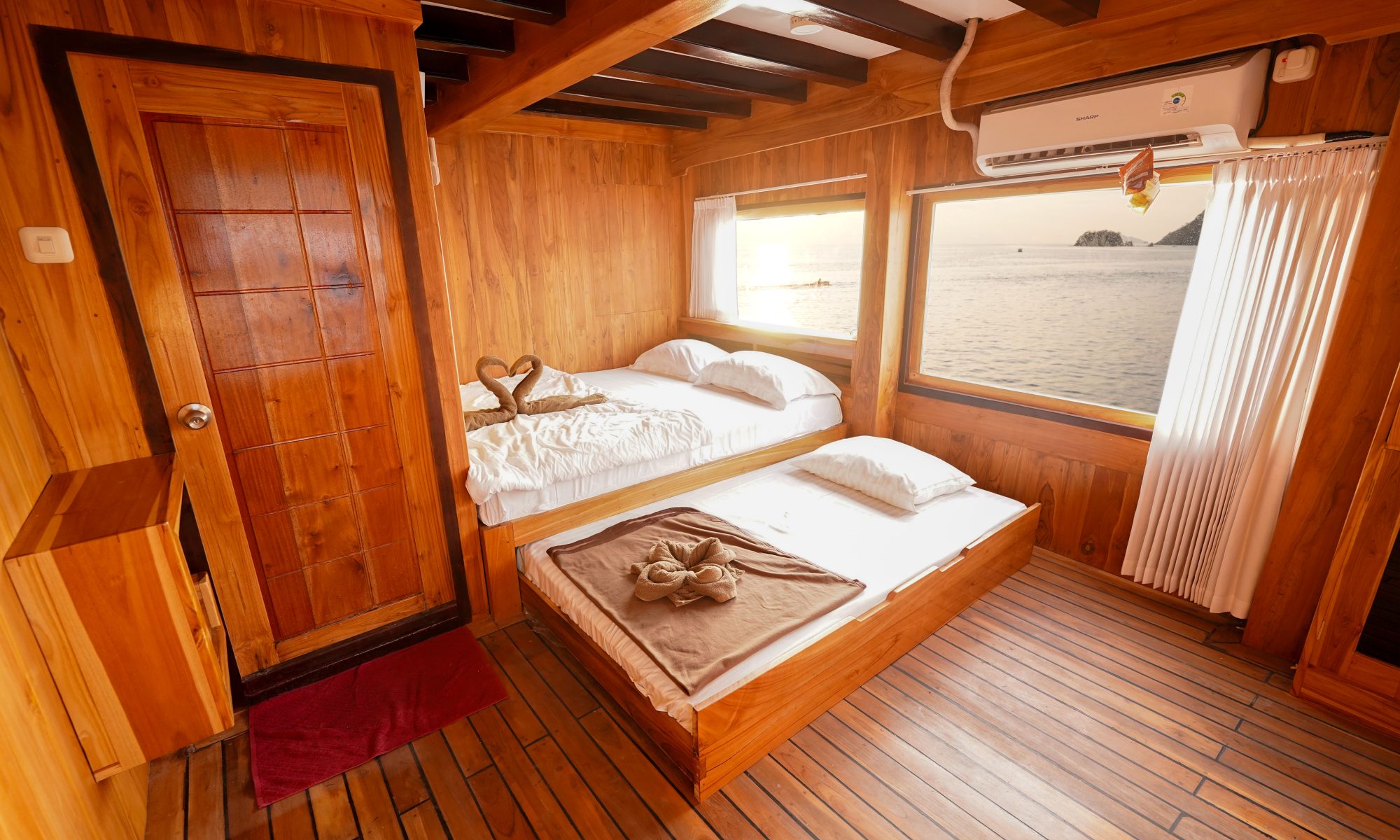 Tour Lombok to Komodo phinisi